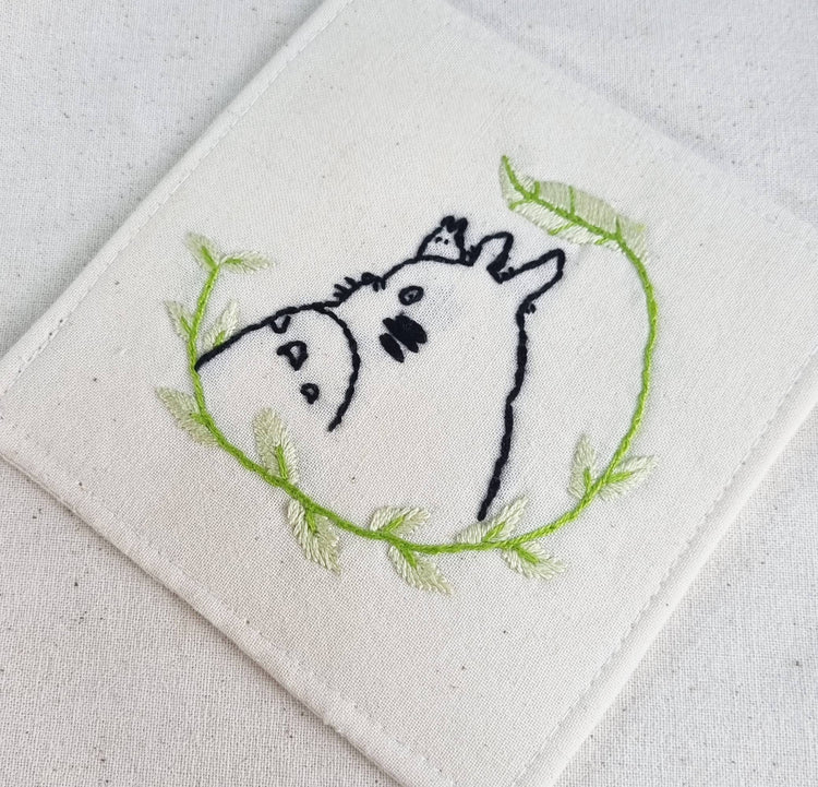 Embroidery Coaster (Totoro)