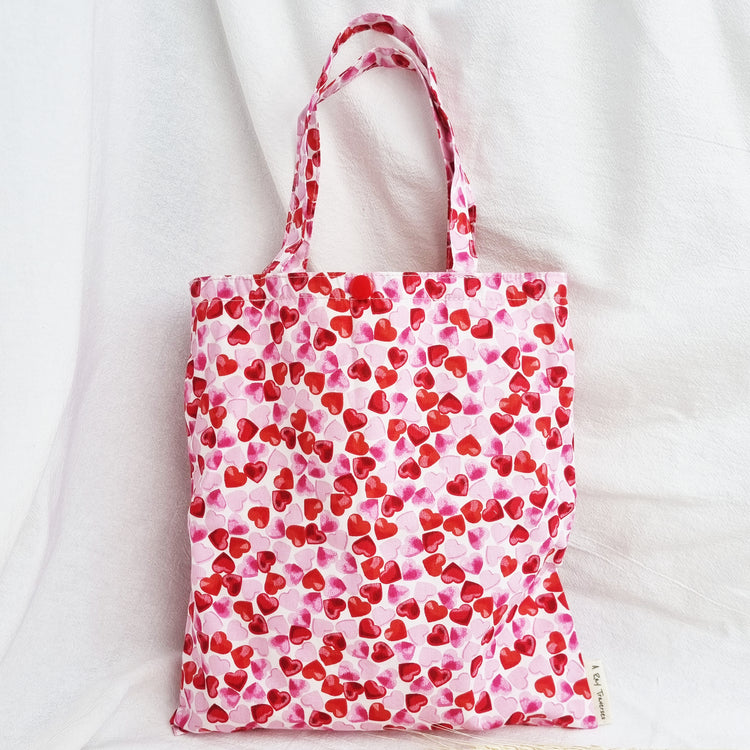Petite Tote (Hearts in Pink)